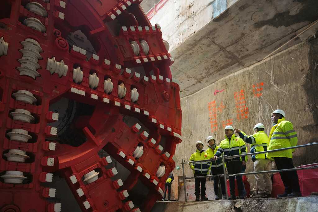 Madrid va camino de convertir su línea de Metro menos utilizada en una gran arteria: el tramo norte de la L11 ya es definitivo 