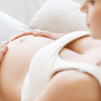 Semana 26 de embarazo: el bebé aprende a coordinar sus movimientos