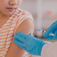 La confianza en las vacunas cae y las enfermedades erradicadas rebrotan: en Argentina a más de la mitad de los niños de 5 y 6 años les faltan vacunas 