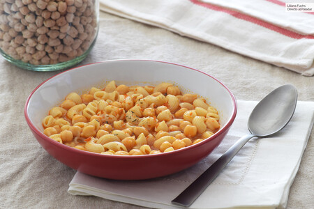 pasta y garbanzos