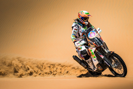 Laia Sanz Abu Dhabi Desert Challenge 2016 Ktm