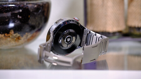 Analisis Huawei Watch 4 Pro 14