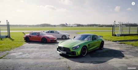 ¿Qué pasa cuando comparas el Porsche 911 GT3 RS, Mercedes-AMG GT R y BMW M4 GTS? Chris Harris tiene la respuesta en este vídeo