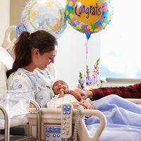 Tu bebé ya ha nacido: antes de anunciarlo, esto es lo que debes saber