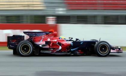 Continúan los rumores sobre la venta de Toro Rosso