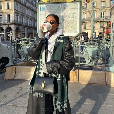 Las nuevas Adidas en color verde bosque que mejor combinan con vaqueros en invierno  