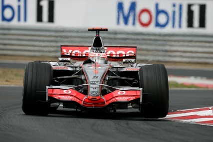 La FIA no sanciona a Alonso