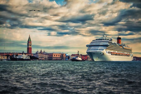 Venecia alejará a los cruceros del centro histórico ¿será esta vez la definitiva?