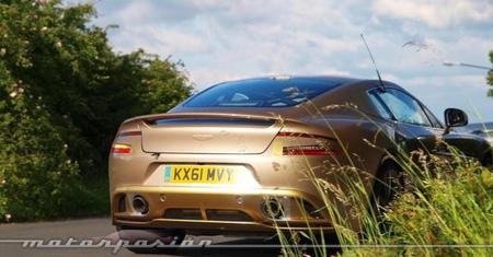 Aston Martin Vanquish 2013