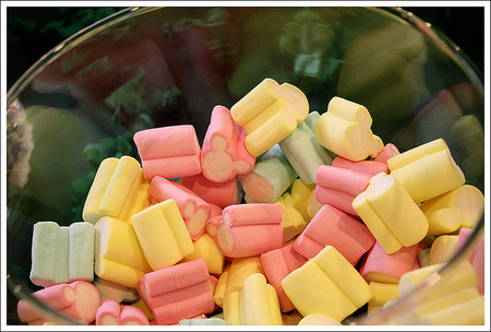 ¿Son saludables las golosinas que no provocan caries?