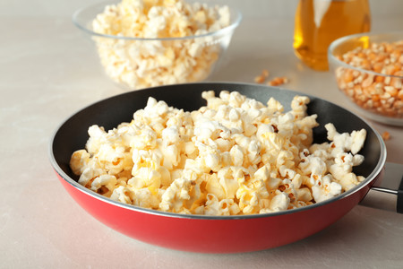 Palomitas de maíz caseras: receta saludable. La forma más sana de comer este snack