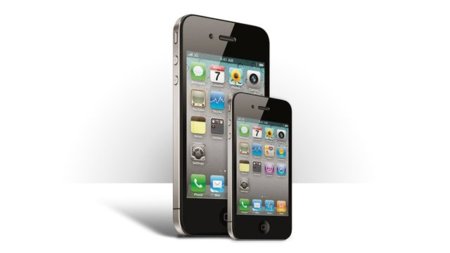 Bloomberg: un iPhone más pequeño y barato está en camino