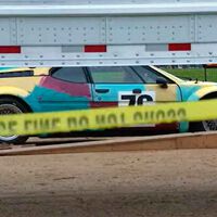 Un operario muere aplastado por el famoso BMW M1 pintado por Andy Warhol mientras lo bajaba de un camión para una exposición