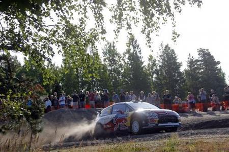 Duelo de titanes en la primera jornada del Rally de Finlandia