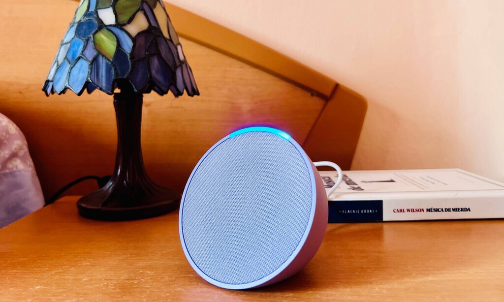 Alexa en el comedor, y de regalo también en el dormitorio: este 2x1 en Echo Pop es un chollo previo al Black Friday