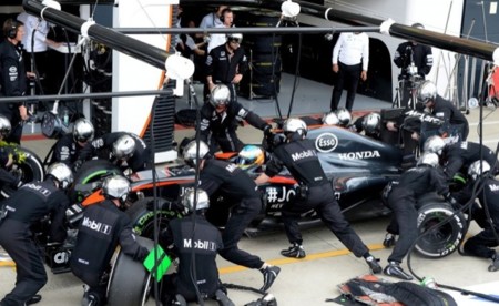 Fernando Alonso Mclaren Honda Pitstop F1