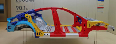 Podría verlo en bucle porque es hipnótico: En un minuto Xiaomi es capaz de construirte un coche de la nada en una factoría que puede ser visitada