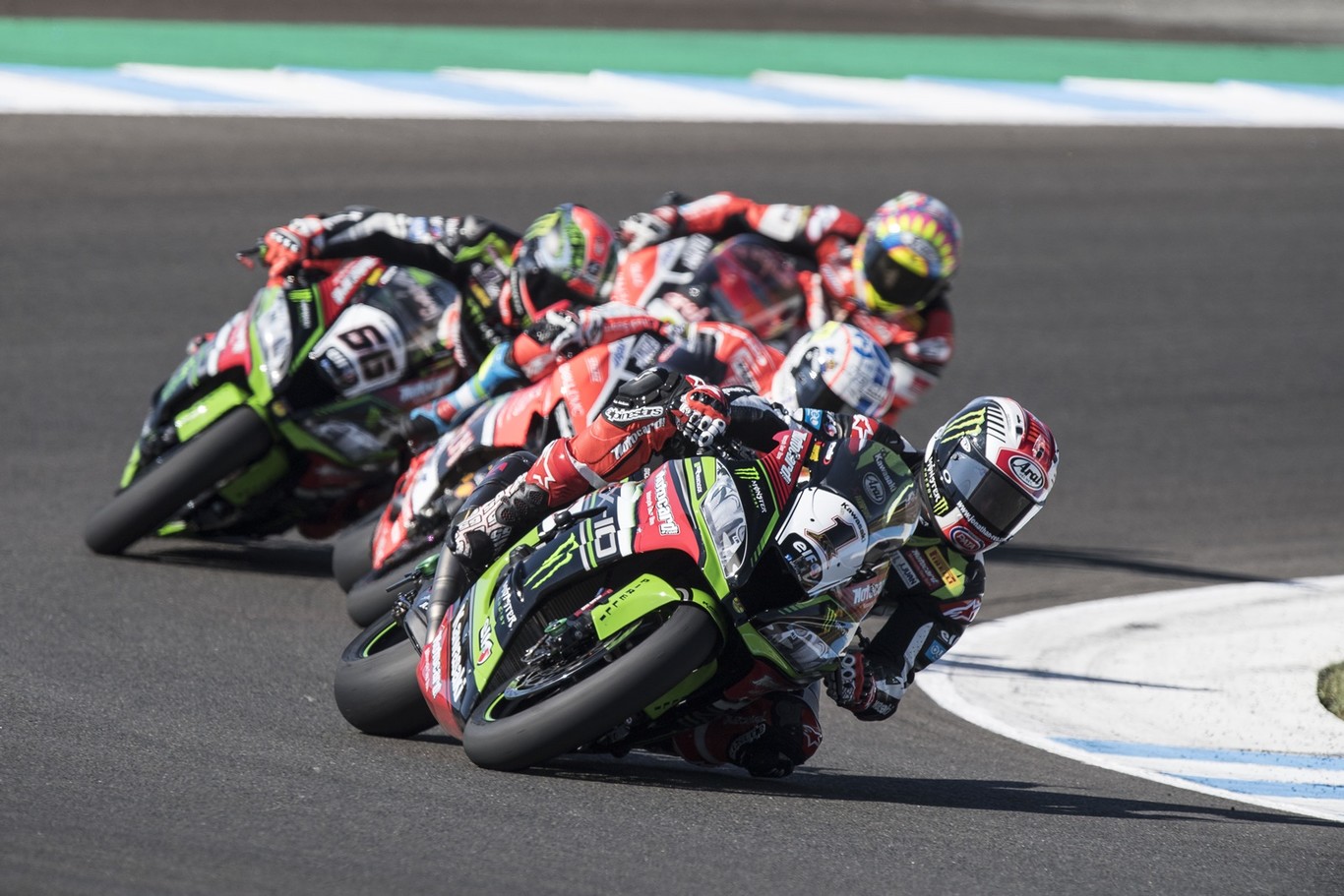 Jonathan Rea, el 'mandamás' de Jerez, lidera de principio a fin sin dar tregua a sus rivales