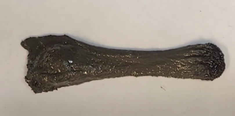 Lo más parecido a Venom en la vida real: crean un robot de limo magnético capaz de moverse y tragarse objetos