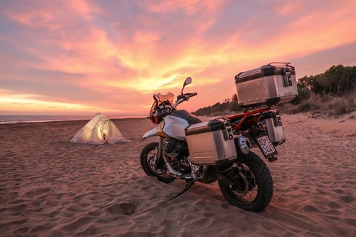 Cinco consejos útiles para poder disfrutar de la moto en verano y luchar contra el calor extremo