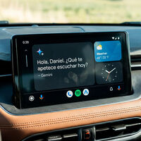 Google estaba callada con Android Auto y ahora sabemos por qué: la llegada de Gemini es la mayor revolución del sistema en toda su historia 