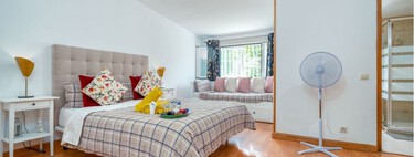 Ni delante de la cama ni del sofá: los expertos en climatización explican dónde colocar el ventilador para refrescar la casa 