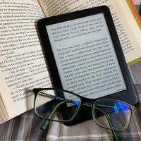 Kindle y Paperwhite, los libros electrónicos que arrasan en Amazon, en oferta hoy: desde sólo 64,99 euros
