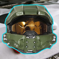 Mega Ofertas de Amazon están rematando por tiempo limitado el casco de lujo del Master Chief de Halo