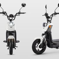 Este ciclomotor eléctrico quiere romper la movilidad urbana con 90 km de autonomía por poco más de 1.000 euros 