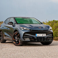 El Cupra Tavascan rompe el molde: es el primer coche eléctrico fabricado en China que se libra de los aranceles en Europa, aunque no será necesariamente más barato 