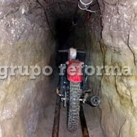 Joaquín Guzmán "El Chapo", escapó de la cárcel en una moto montada sobre raíles subterráneos