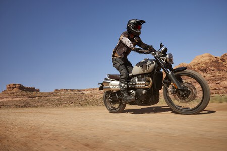Triumph Scrambler 1200 X 2024 011