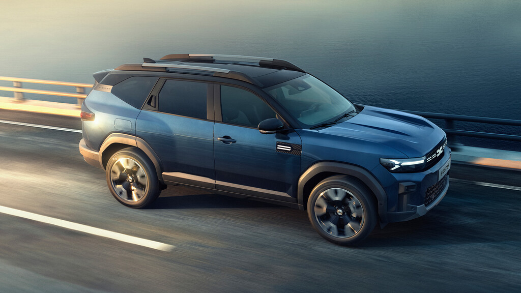 El nuevo Dacia Bigster es el SUV más grande de la marca: llega con versiones híbridas y hasta arriba de tecnología
