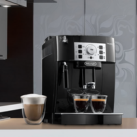 MediaMarkt liquida casi a precio de outlet esta eficaz cafetera superautomática De'Longhi: café de calidad en  un minuto 