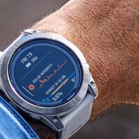 Una oportunidad única para hacerte con este Garmin con buena pantalla y carga solar con un descuento de 300 euros