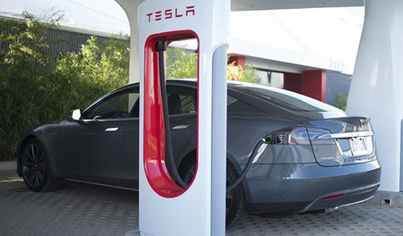 ¿160 kilómetros de autonomía en cinco minutos? No tardarán en llegar según Tesla