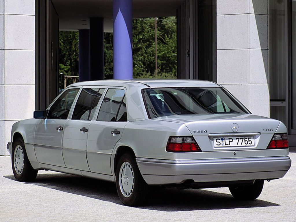 Mercedes-Benz V124 (1985)