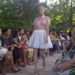 Foto 3 de 19 de la galería delpozo-y-debut-de-josep-font-la-fidelidad-de-la-alta-costura en Trendencias