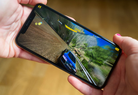 Foxconn está invirtiendo más que nunca en microLED, la tecnología que usarán las futuras pantallas de iPhone