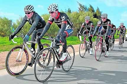 Fernando Alonso elige la bici para bajar peso