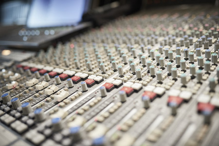 Ford 2017 Fiesta B O Play Studio 01