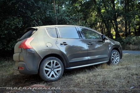 Peugeot 3008 HYbrid4