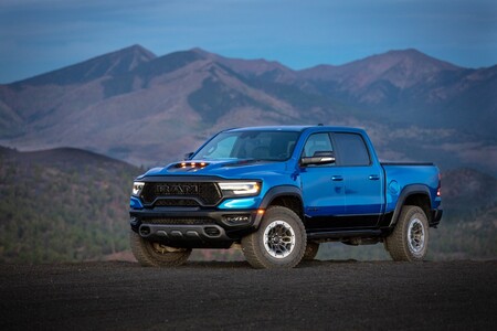 RAM 1500 Mild-Hybrid 2022 se actualiza en México con novedades tecnológicas y de seguridad