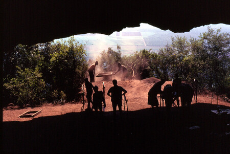 Border Cave00