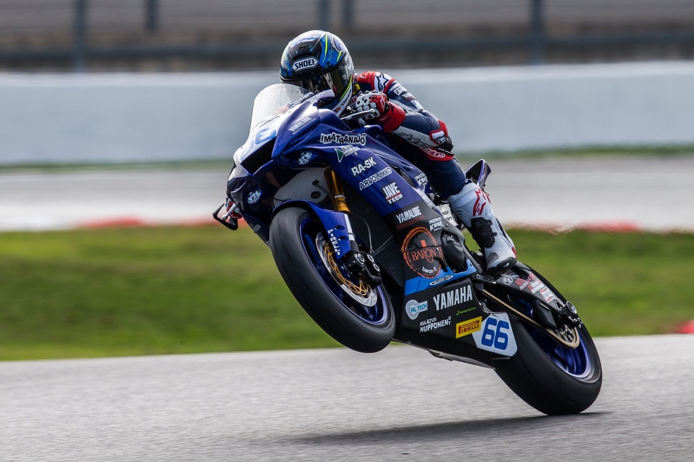 Primera victoria de Supersport para Niki Tuuli en Magny Cours y Lucas Mahias se coloca de nuevo líder