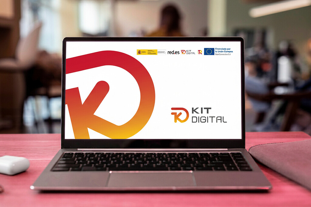 El Kit Digital promete digitalizar a PYMES y autónomos y "regalarles" un MacBook Air. Hay mucha letra pequeña