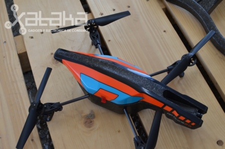 Analizamos AR Drone 2.0, el artilugio volador amigo de dispositivos iOS y Android