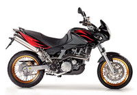 Aprilia Pegaso Factory, renace el caballo alado.