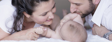 Según la AEPap, el permiso de maternidad debería prolongarse hasta, al menos, los seis meses