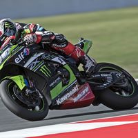 Absolutamente imparable, Jonathan Rea se lleva la pole en Magny Cours y se prepara para la coronación